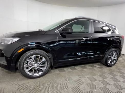 Used 2022 Buick Encore GX Select w/ Sport Touring Package FWD image 9