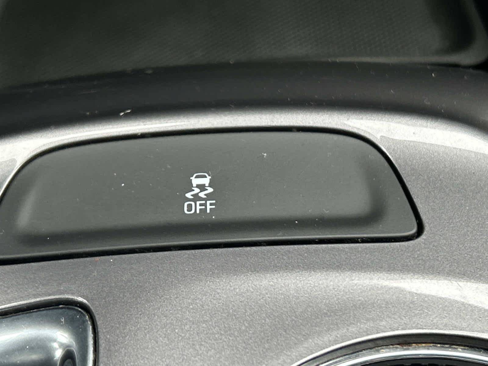 Used 2023 Chevrolet Malibu LT FWD image 37