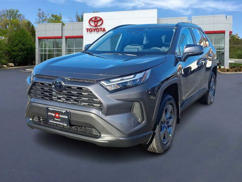New 2025 Toyota RAV4 XLE image 1