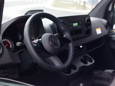 New 2025 Mercedes-Benz Sprinter 2500 image 14