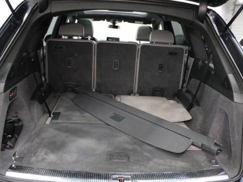 Used 2018 Audi Q7 3.0T Premium Plus w/ Premium Plus Package image 28