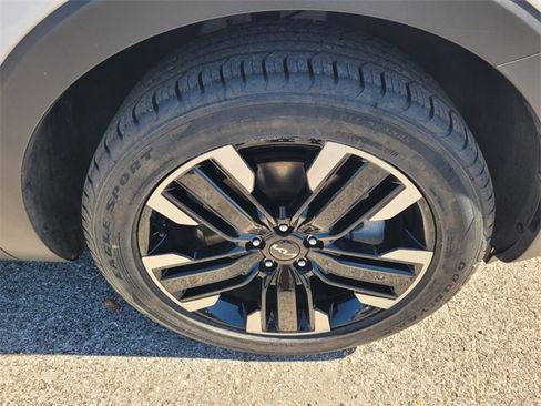 Used 2023 Kia Telluride SX image 21