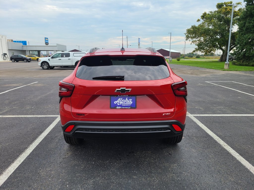 New 2026 Chevrolet Trax RS w/ Driver Confidence Package FWD image 5