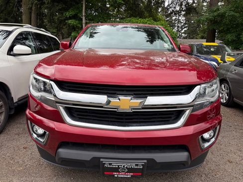 Used 2017 Chevrolet Colorado LT w/ LT Convenience Package AWD/4WD image 3