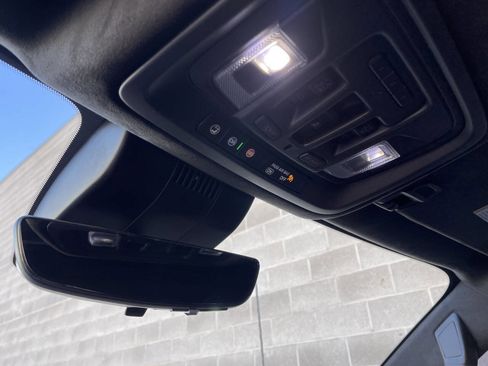 Used 2024 GMC Sierra 2500 AT4X image 16