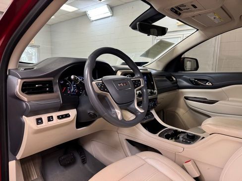 Used 2021 GMC Acadia Denali w/ Denali Technology Package image 14