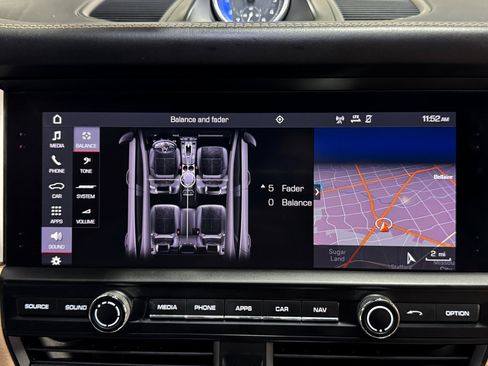 Used 2019 Porsche Macan S image 40