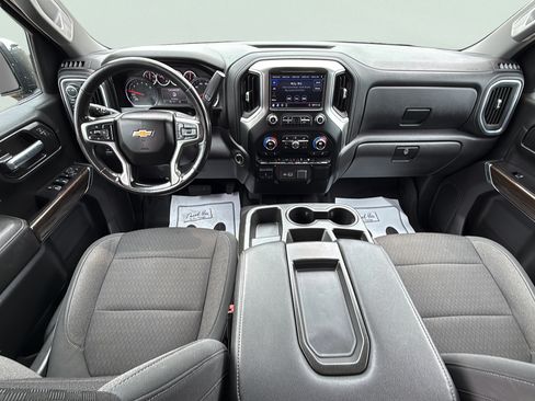 Used 2021 Chevrolet Silverado 1500 LT AWD/4WD image 18