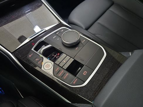 Used 2023 BMW 330i Sedan w/ Convenience Package image 26