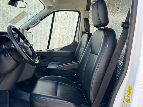 Used 2023 Ford E-Transit Medium Roof RWD image 11
