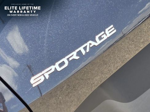Used 2026 Kia Sportage LX w/ LX Convenience Package FWD image 9
