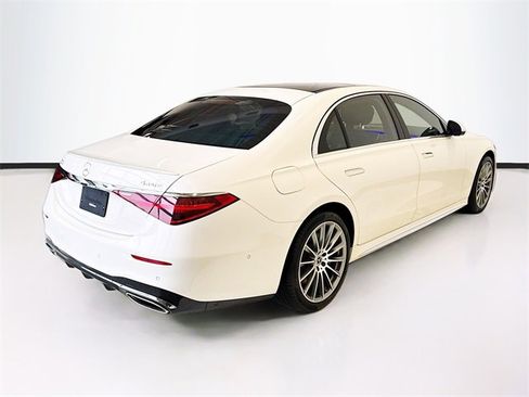 Used 2023 Mercedes-Benz S 500 S 500 w/ AMG Line image 5