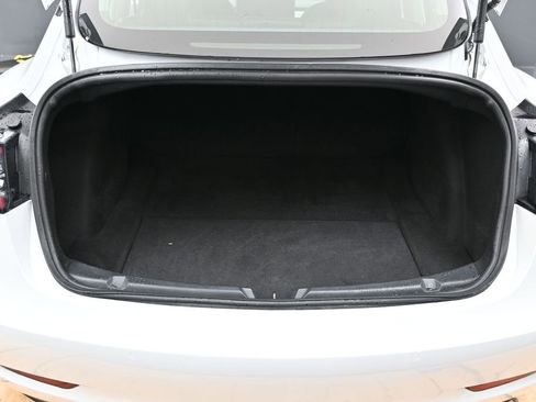 Used 2020 Tesla Model 3 Standard Range RWD image 14