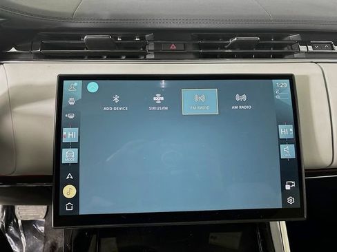 New 2026 Land Rover Range Rover Sport SE image 15