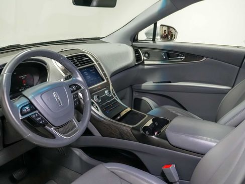 Used 2020 Lincoln Nautilus Reserve w/ Cargo Utility Package AWD/4WD image 16