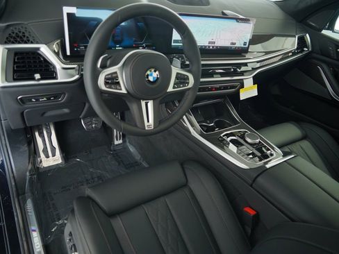 New 2027 BMW X7 M60i w/ Climate Comfort Package AWD/4WD image 12