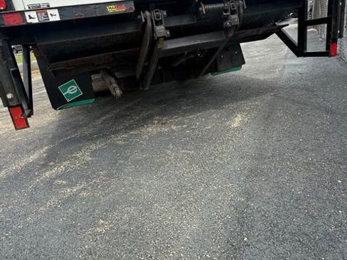 Used 2022 Ford E-350 and Econoline 350 Super Duty w/ Power Windows & Locks Group RWD image 7