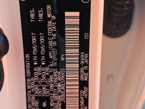 Used 2020 Toyota 4Runner TRD Off-Road image 17