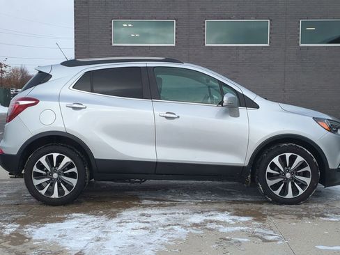 Used 2017 Buick Encore Essence image 8