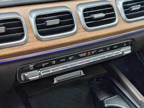 Certified 2020 Mercedes-Benz GLS 450 4MATIC image 19