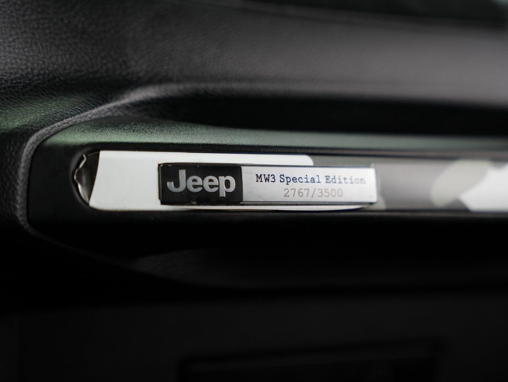 Used 2012 Jeep Wrangler Rubicon AWD/4WD image 44