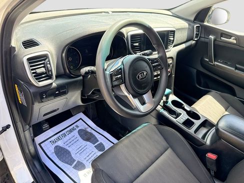 Used 2021 Kia Sportage LX FWD image 10