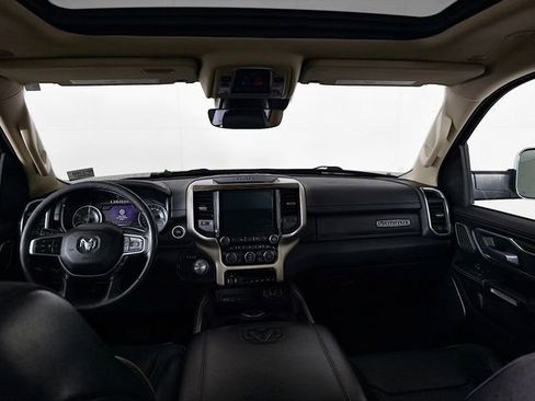Used 2019 RAM 1500 Laramie RWD image 23