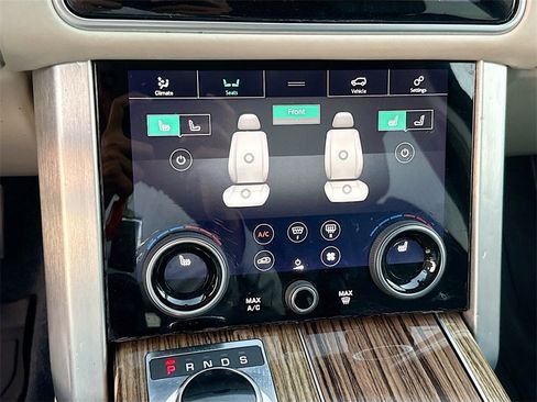 Used 2018 Land Rover Range Rover Supercharged image 17