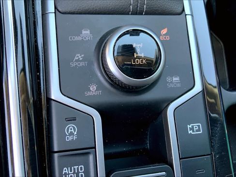 Used 2022 Kia Sorento SX AWD/4WD image 30