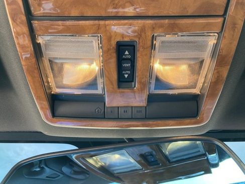 Used 2014 Dodge Challenger R/T image 20