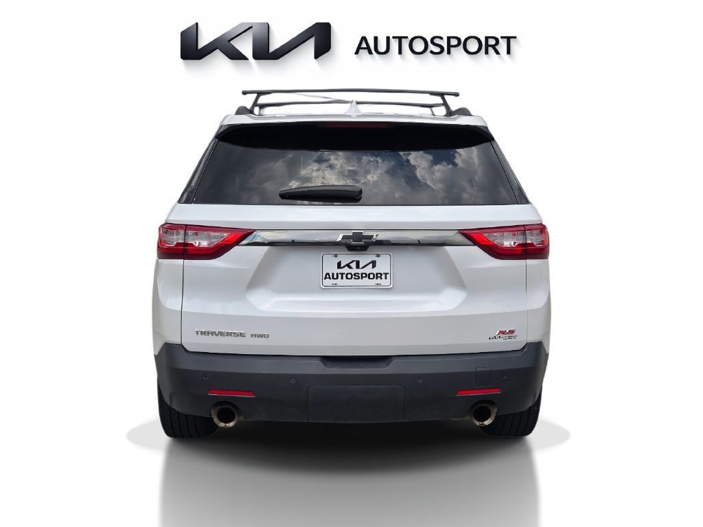 Used 2019 Chevrolet Traverse RS w/ LPO, 'HIT The Road' Package AWD/4WD image 9