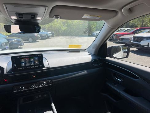 Used 2023 Honda Pilot Touring image 39