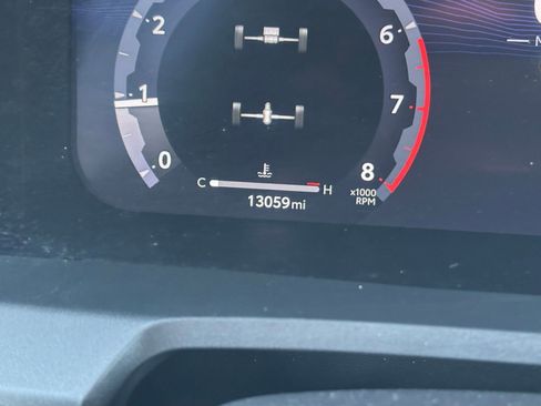 Used 2024 Toyota Tacoma TRD Off-Road image 72