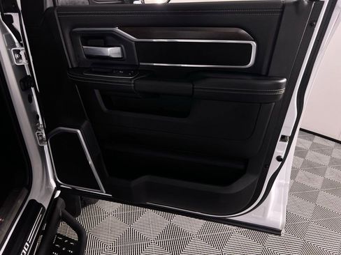 Used 2022 RAM 2500 Laramie image 35