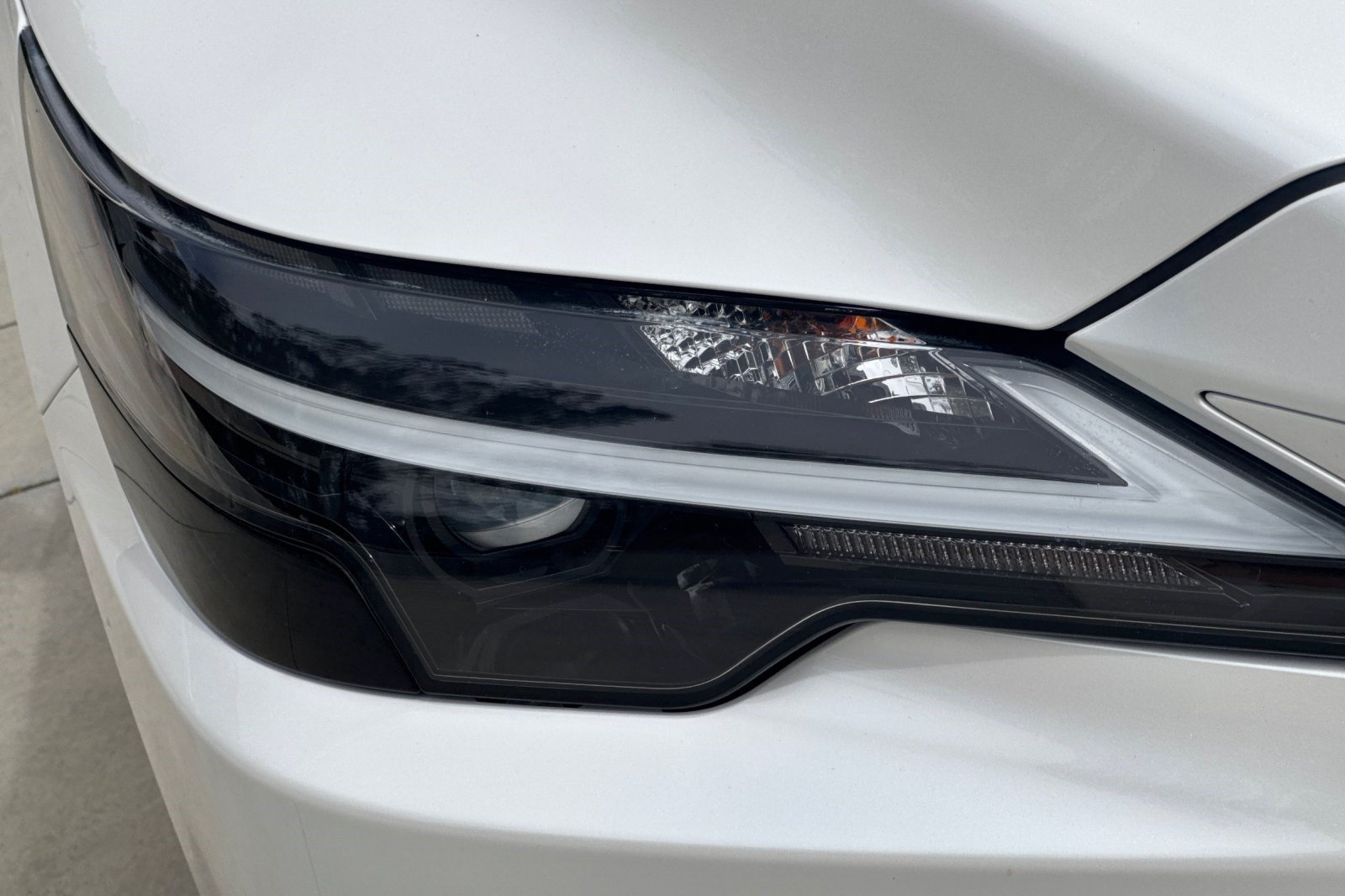 Used 2024 Lexus RX 350 Premium w/ Accessory Package (Z1) FWD image 12