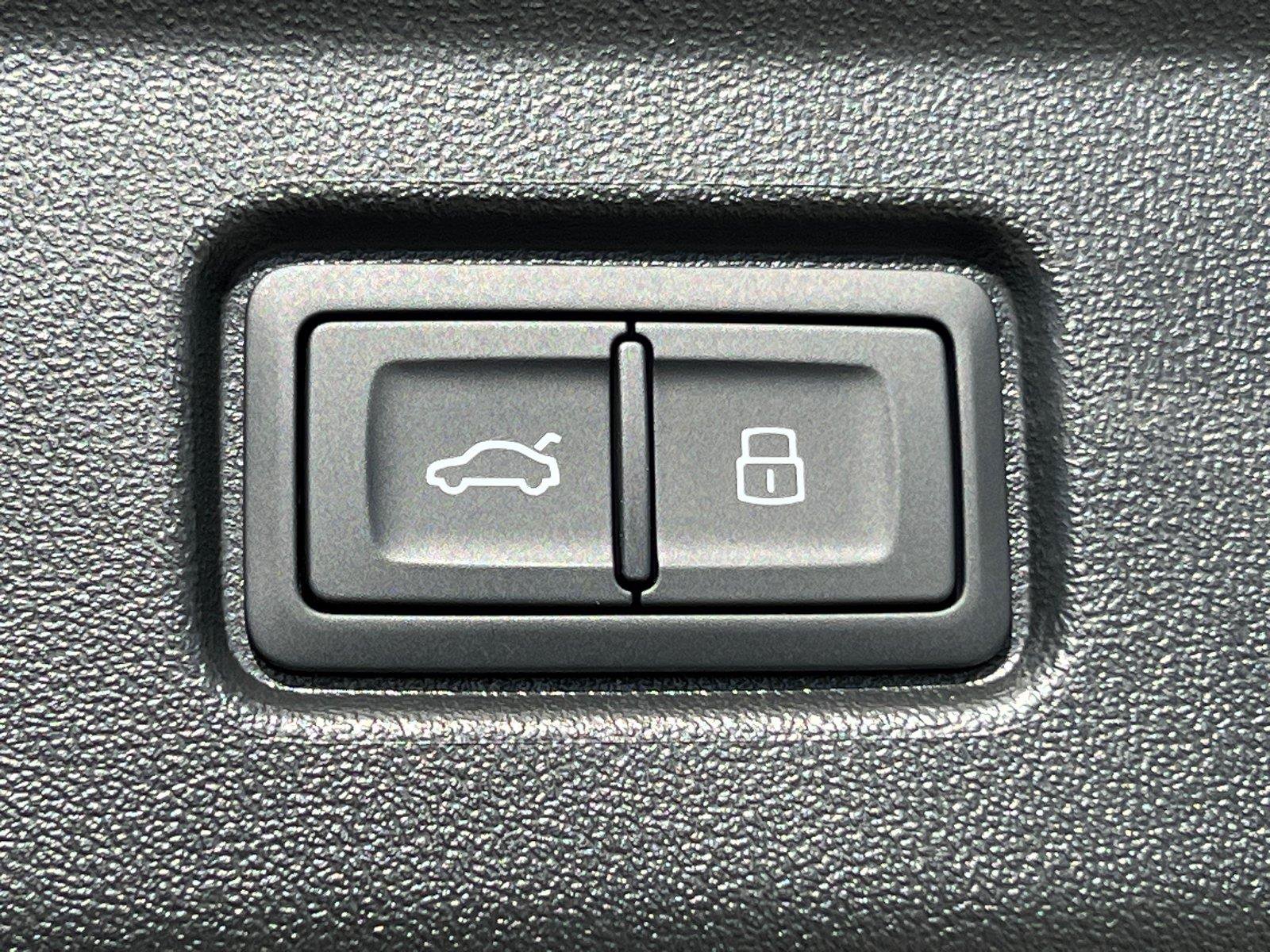New 2027 Audi A6 e-tron Premium Plus AWD/4WD image 13