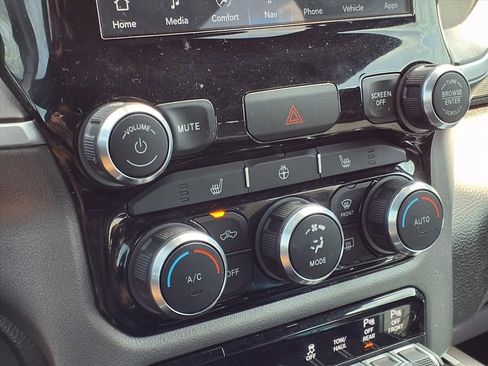 Used 2023 RAM 1500 Big Horn image 18