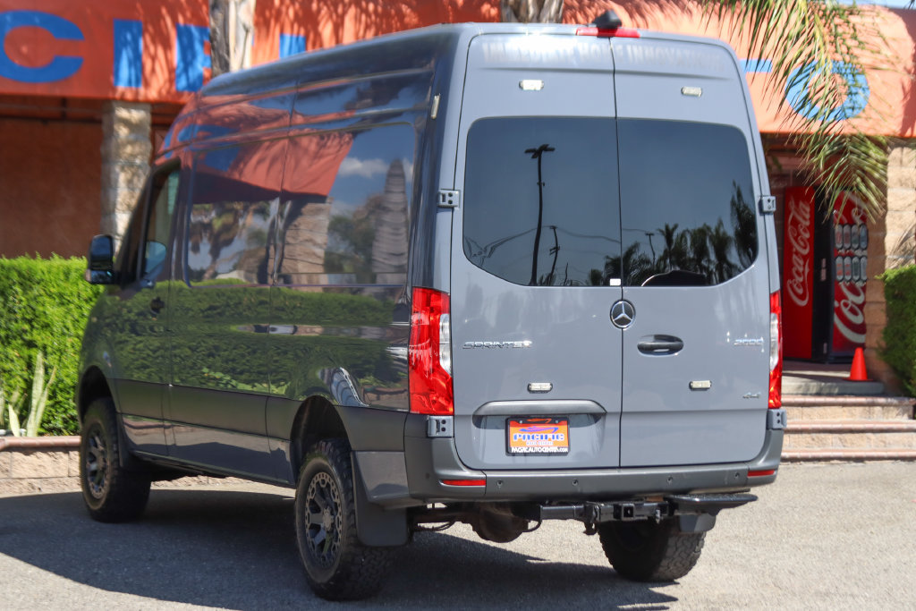 Used 2022 Mercedes-Benz Sprinter 2500 image 6