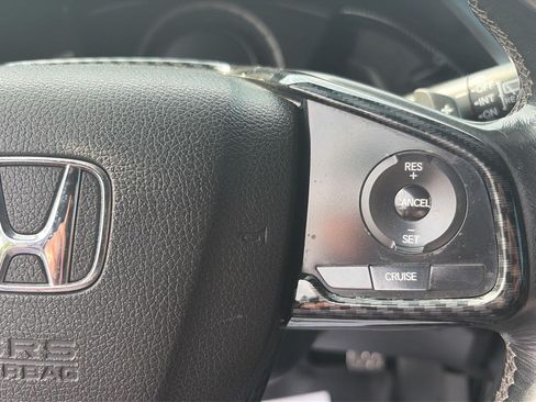 Used 2018 Honda Civic Sport image 14