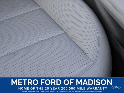 New 2026 Ford Explorer Platinum image 17