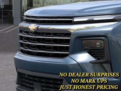 New 2026 Chevrolet Traverse LT w/ Driver Confidence Package FWD image 13
