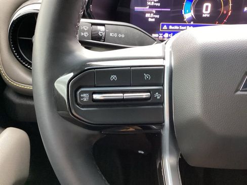 Used 2024 Chevrolet Colorado ZR2 w/ ZR2 Convenience Package III image 44