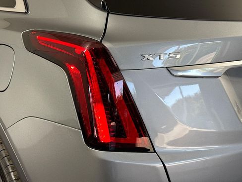 Used 2024 Cadillac XT5 Premium Luxury image 36