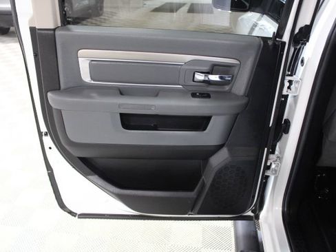 Used 2017 RAM 1500 Big Horn image 19