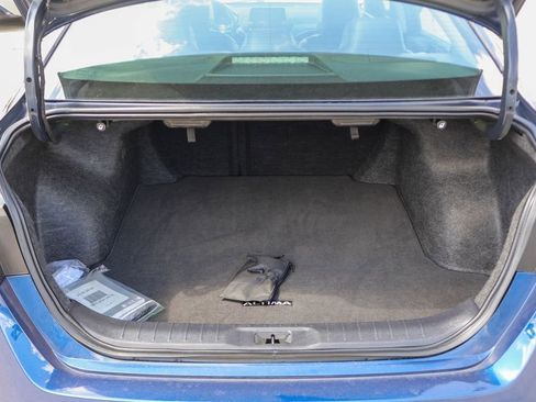 Used 2024 Nissan Altima 2.5 SR image 24