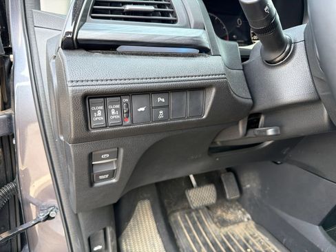 Used 2026 Honda Odyssey Elite image 14