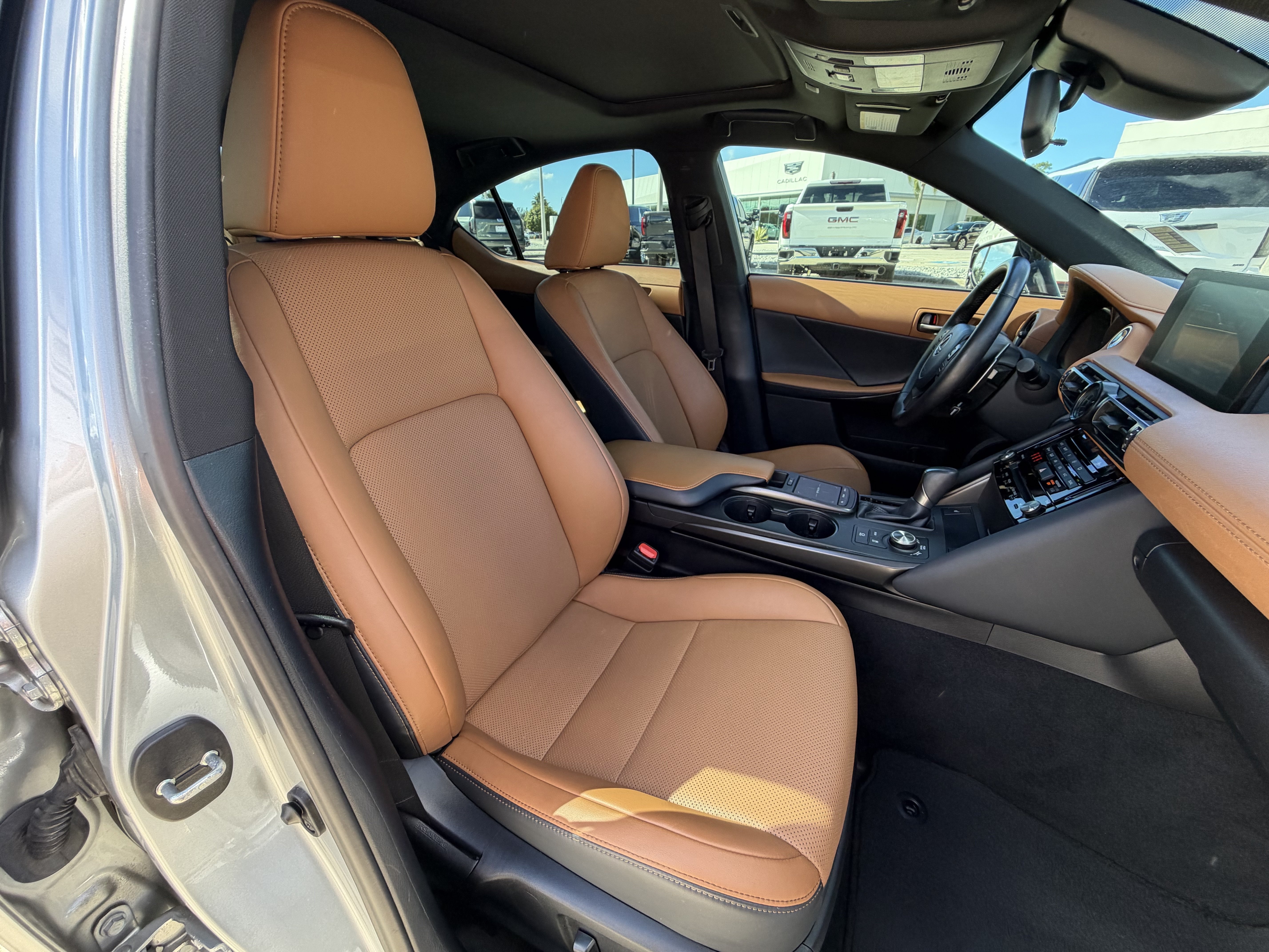 Used 2023 Lexus IS 350 F Sport w/ Accessory Package RWD image 19