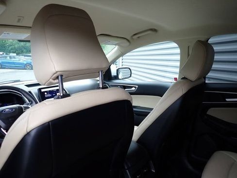 Used 2023 Ford Edge SEL w/ Convenience Package AWD/4WD image 17
