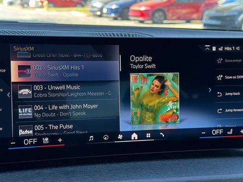 Used 2025 BMW 230i Coupe image 24