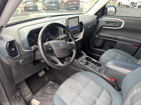 Used 2024 Ford Bronco Sport Heritage w/ Heritage Convenience Package AWD/4WD image 8